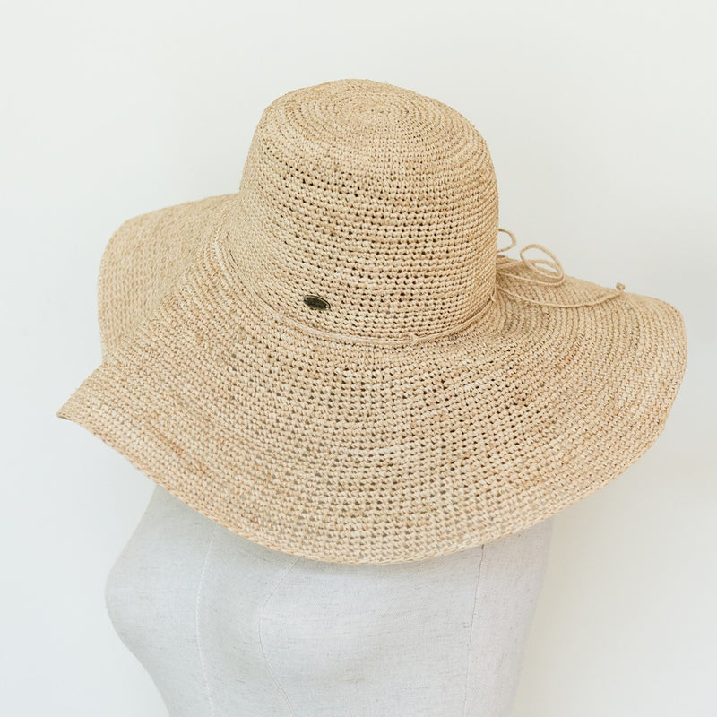 Hat made from raffia - wide brim - natural - Dreams